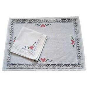 Placemat Napkin Set Table Charger Embroidered Heart Leart Brazil Cottage Quaint